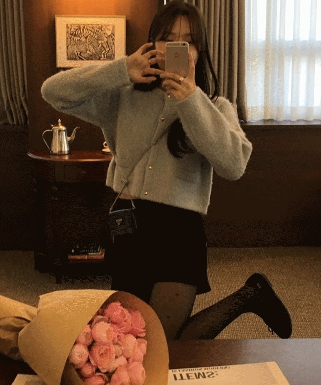 ベルニー ノウル カーディガン [2color] 秋コーディネート/冬コーディネート/カーディガン/アウター/ポイント/デイリー/カジュアル/y2k/ジックディングルック/ダディングルック