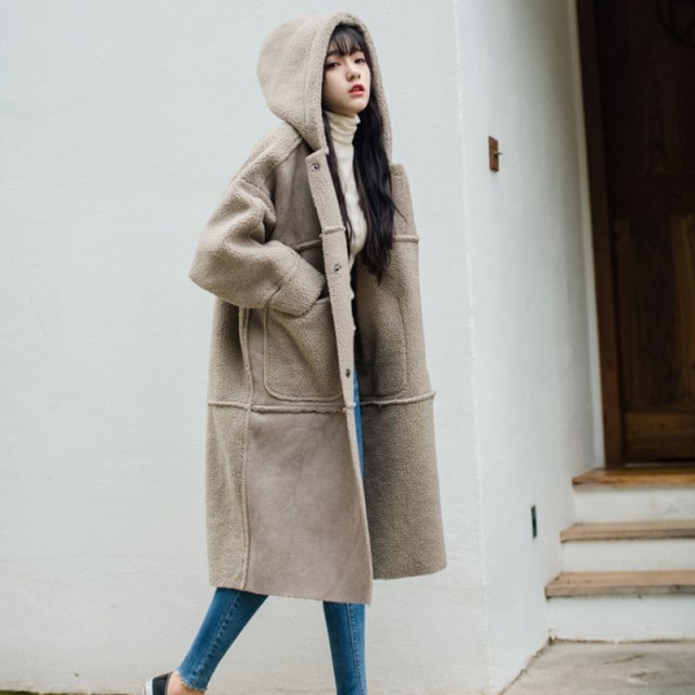 フードと大きいポケットが アウター ロングコート ボア もこもこ かわいい レディース 冬