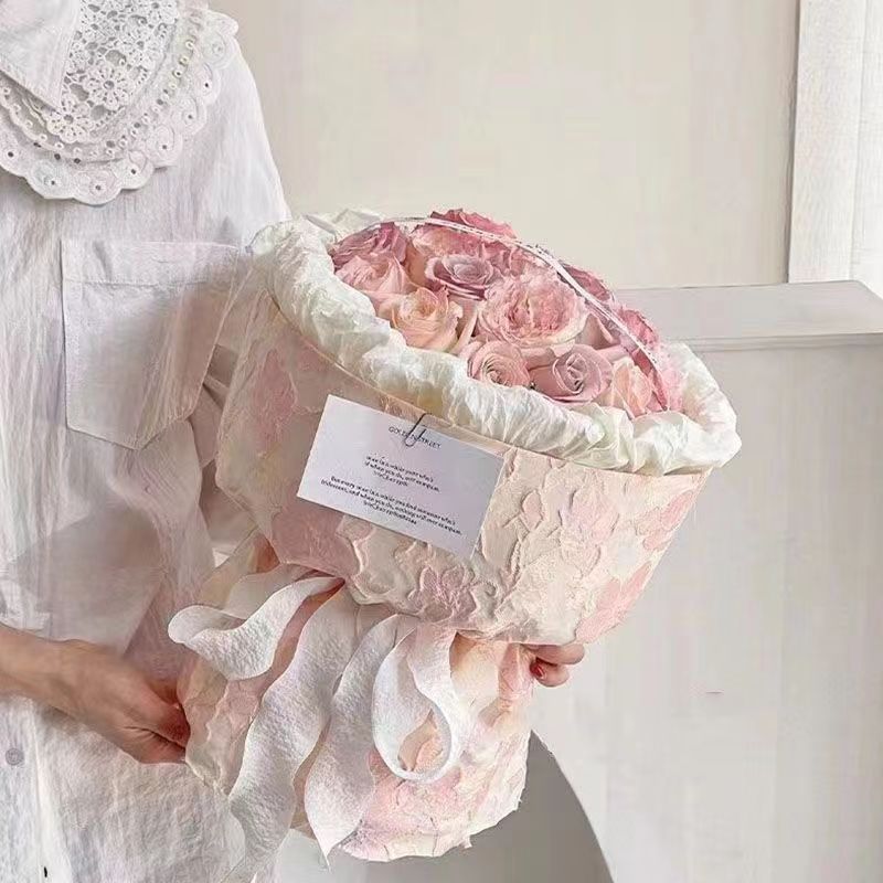 【急速出荷!】贈り物に必要ロマンチックな雰囲気の小さなバラの香りのソープフラワーをターゲットのカップルに贈りましょう 5,106円