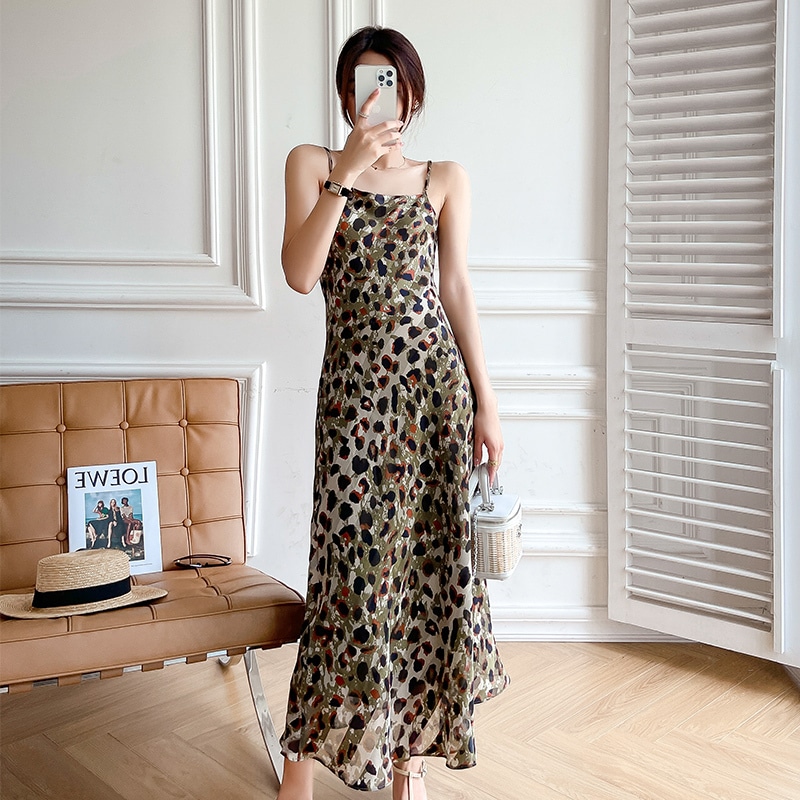 ワンピース ロング ロング丈 マキシ マキシ丈 ノースリーブ Vネック Aライン ポリエステル かわいい 大人可愛い きれいめ 大人 上品 おしゃれ お洒落 かっこいい レトロ 大人女子 こなれ感