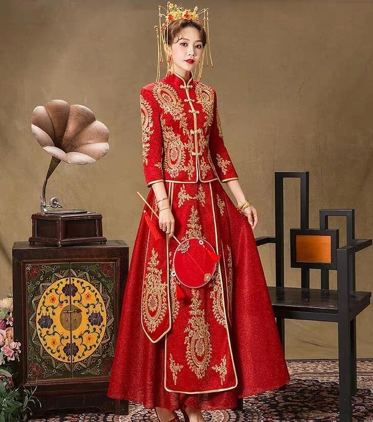 期間限定30%割引 中華服 上下2点セットアップ 七分袖 長袖 チャイナ服 セット服 中国風結婚式 披露宴 新婦 花嫁衣装 華流 古典ウエディングドレス 金色な刺繍 改良チャイナドレス 女性 人 中華