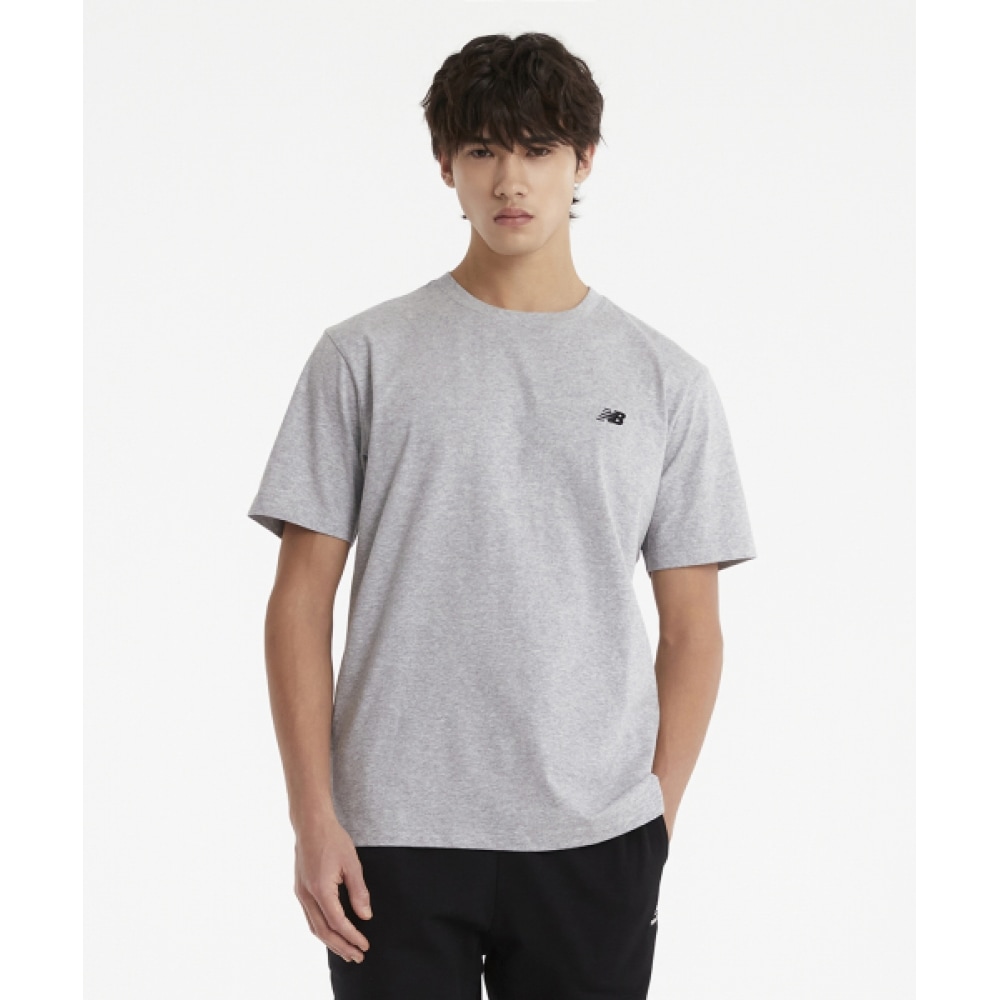 ニューバランス NBNEF21403/UNI エッセンシャルスモールロゴショートスリーブ Tシャツ (グレー)