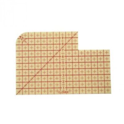 他サイト： クロバー アイロン定規 150×100mm 25-057の商品画像