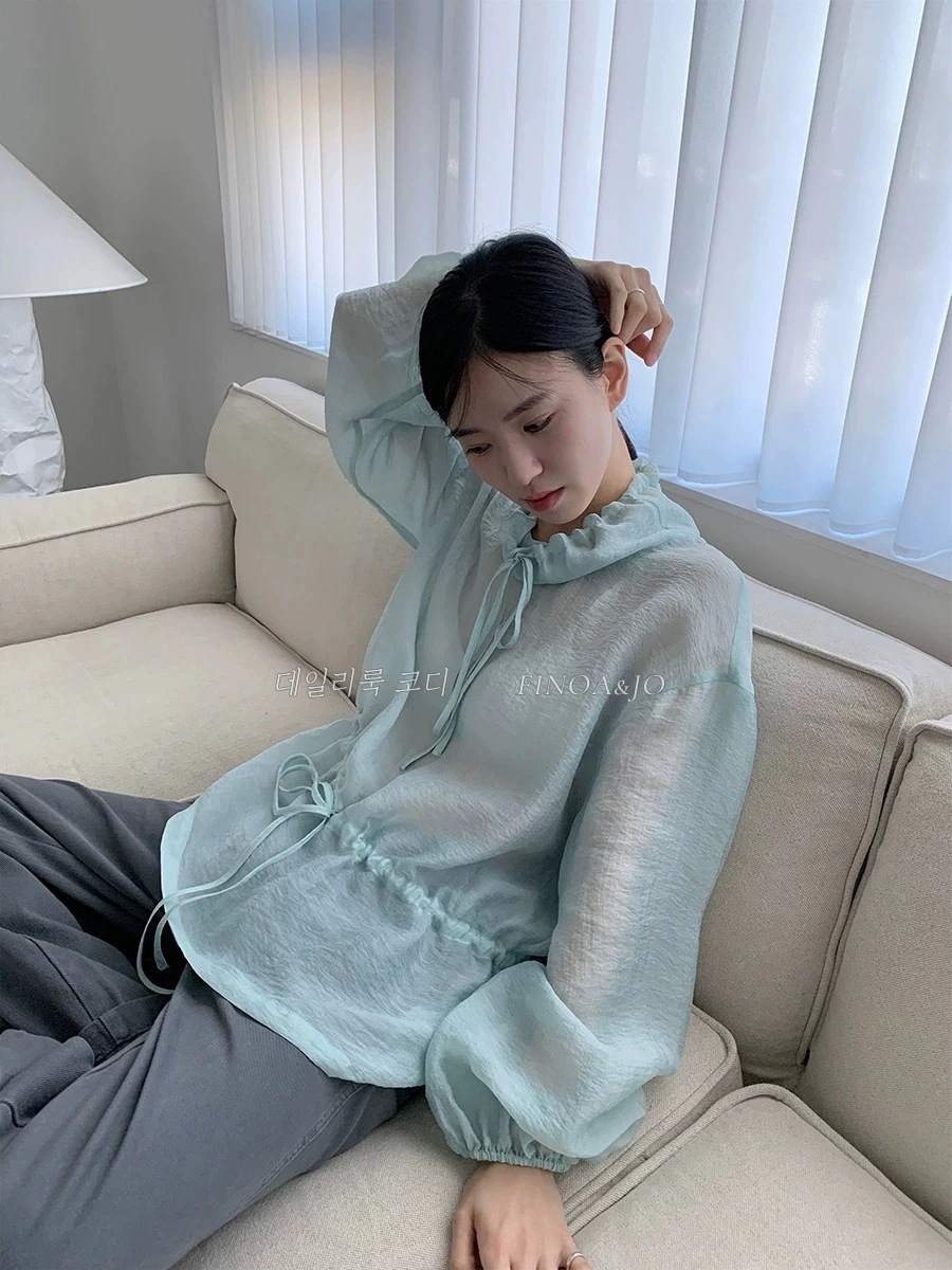 きれいめ パール ブラウス 日焼け防止UVカットカーデ レディース プルオーバー おしゃれ パーテ 長袖 ス vネック 新作UVカット新作 ウエストゴム 2025 セレモニー 白