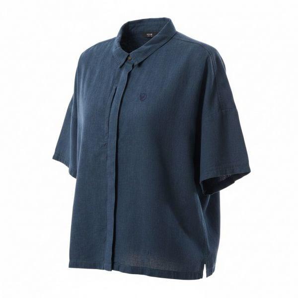 FJALLRAVEN 女性 オビック ヘンプ キャンプ 半袖シャツ (14600200/570) (Ovik Hemp Camp Shirt SS W) 270240