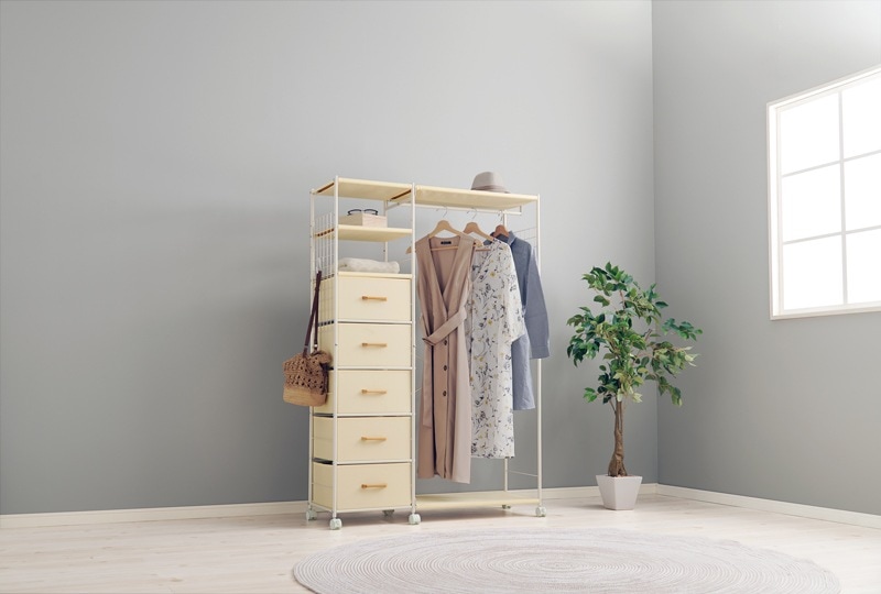 ハンガーラック 洋服掛け おしゃれ 北欧モダン 引き出し キャスター 棚 衣類収納 頑丈 スリム ワードローブ 木製 幅107cm