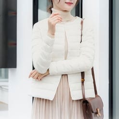 ショートダウン ラウンドネック アウター ジャケット ショート ジャケット ショート丈 ノーカラー 温かい 防寒 防風 薄手 インナー 軽い 重ね着 大人 冬 ウィンター 秋 オータム カジュアル l 4,961円