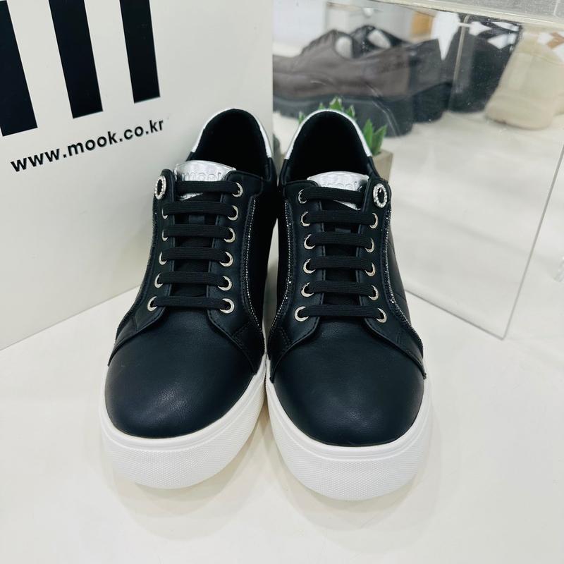 mook女性のハイカットスニーカー6422303AA