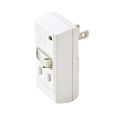 他サイト： エレコム T-KTR03WH スイッチタップ(雷ガード付き)の商品画像