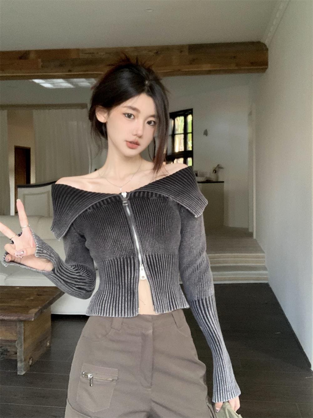 2024秋冬トップス 長袖 ニット 韓国トレンドコーデ セーター おしゃれ 色っぽ 女っぽスタンド丈カジュアルアップ きれいめ大人系ファッションレディース加工アップフェミニン フレンチダブル