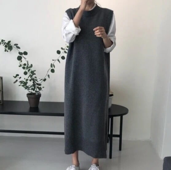 ノースリーブニットワンピース 袖なし ノースリーブ Uネック l Iライン サイドスリット ニット 大人可愛い きれいめ シンプル 大人 上品 かっこいい レトロ 大人可愛い 大人女子 こな