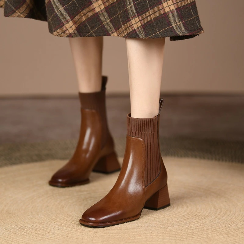 ヒ一ルパンプス復古スクエア靴ショートブーツ ソックスブーツ 太ヒール百掛け通勤 母の日