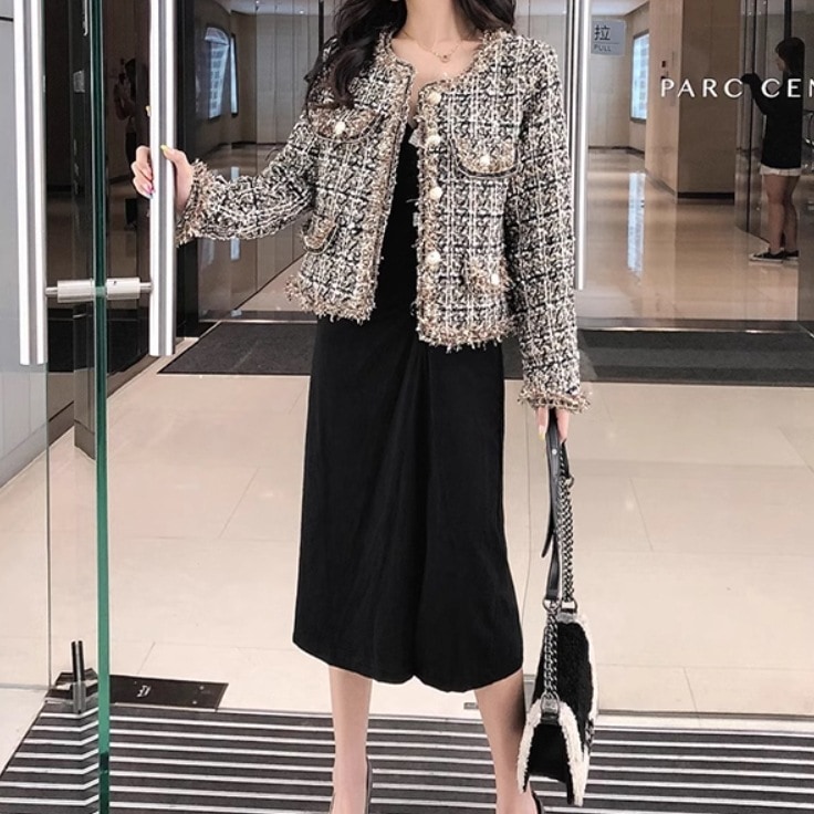 レディース ジャケット アウター 上着 羽織 前開き ノーカラージャケット 長袖 ラウンドネック 襟なし ノーカラー ワイド ふっくら ポケット ボタン 中厚手 ツイード かわいい 大人可愛い