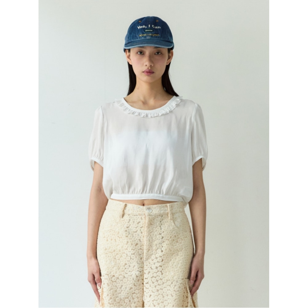 SIENNE スモーキーフリルトップ (ホワイト)