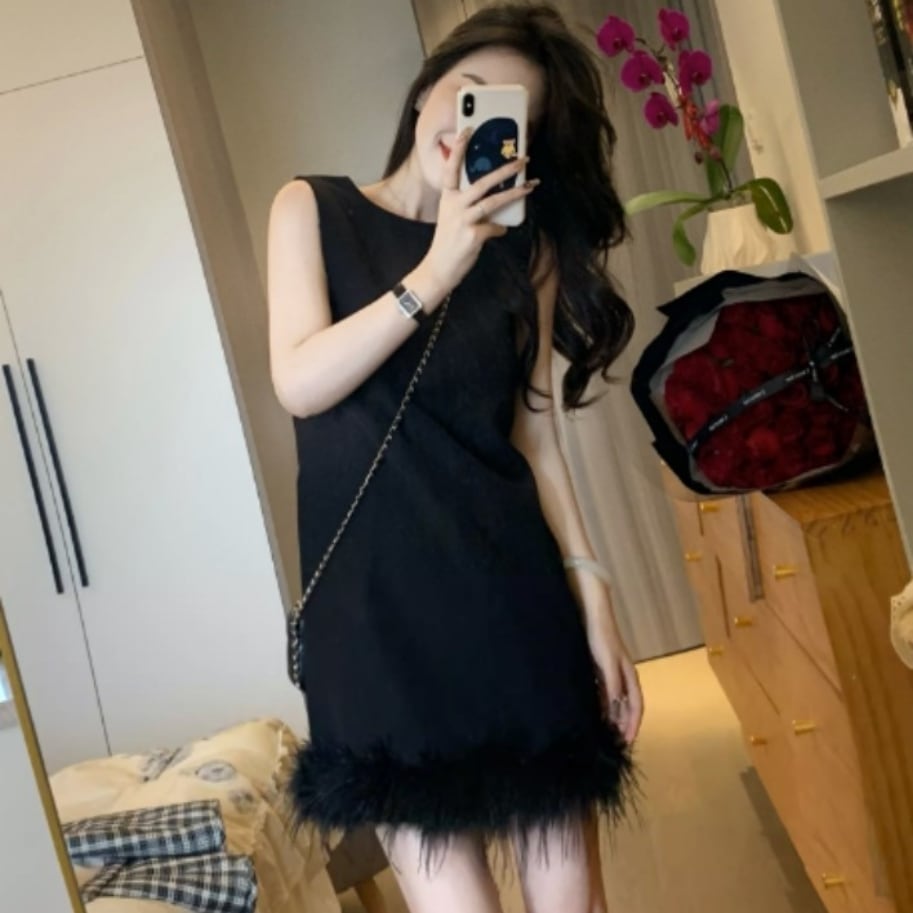 ワンピース レディース タイト ラウンドネック ミニ丈 袖なし ノースリーブ 膝上 ファー ストレート 襟なし 無地 大人っぽい 色っぽい 普段使い きれいめ かわいい かっこいい 大人女子 11,154円