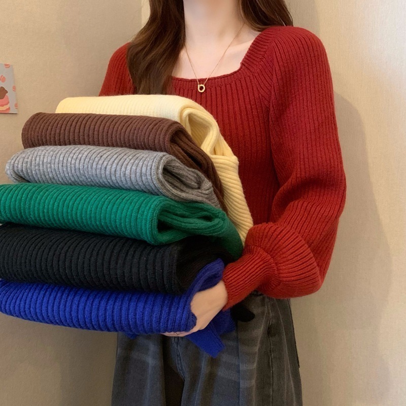 女性のための赤いニットセーター秋のトップス新しいスタイルのハイエンドで優しいデザインのパフスリーブセーターとボトリングシャツ
