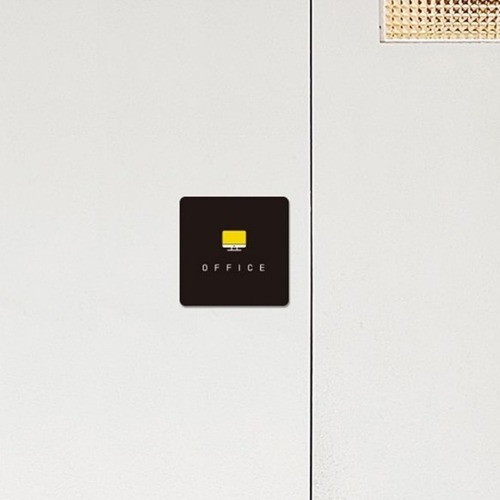 正方形小型案内板 オフィス付形 13x13cm ブラック 1社 店舗標識 インテリア小物
