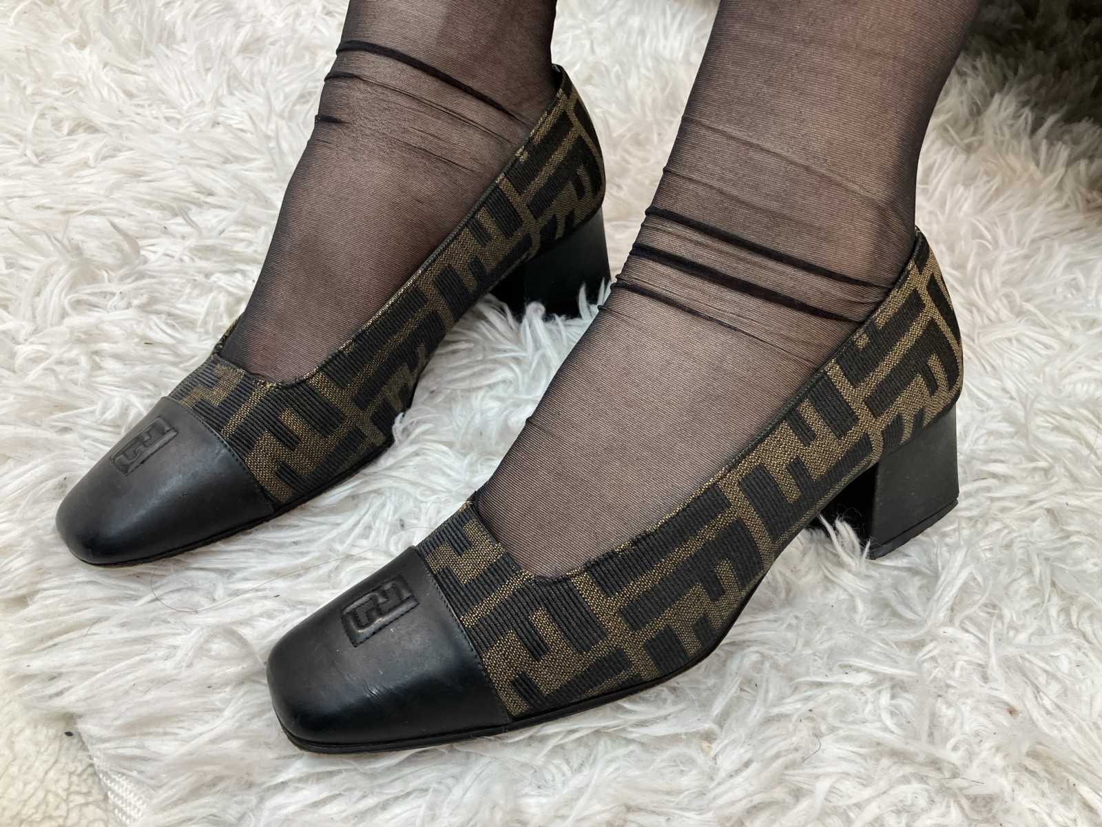 パンプス　サイズ(36.5)(US 6)(23.5 cm)(9.09 inch)　ヒール5ｃｍ(1.97 inch)