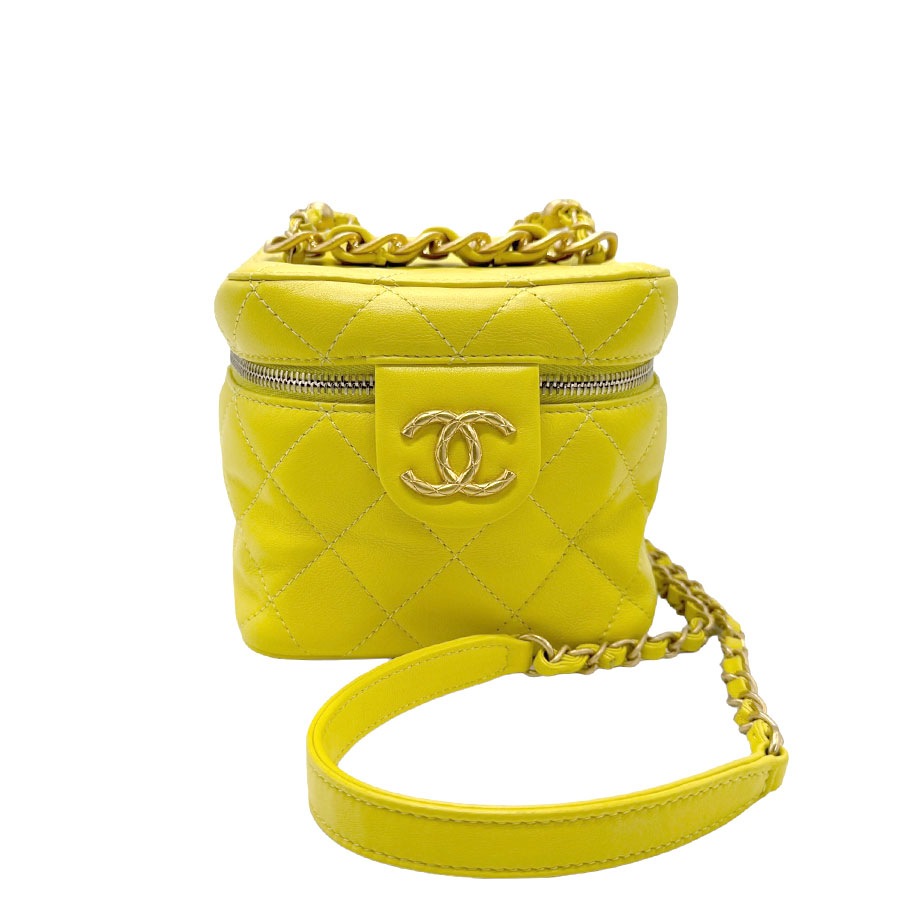 シャネル CHANEL 斜め掛けショルダーバッグ バニティバッグ マトラッセ レザー イエロー ゴールド レディース z1754
