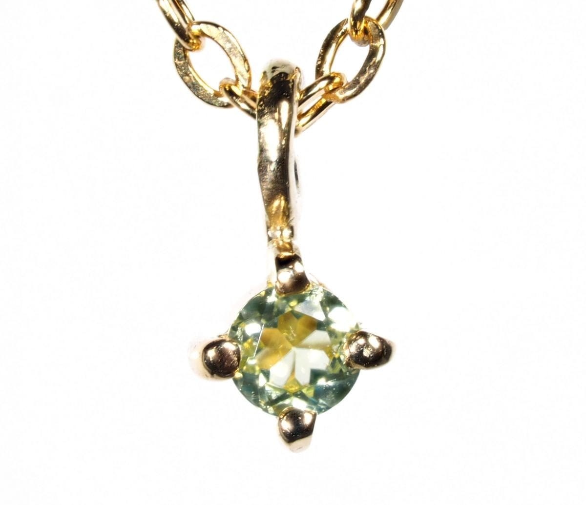 厳選天然 ペリドット ネックレス 0.202ct 10金 YG 国内生産品ペリドット使