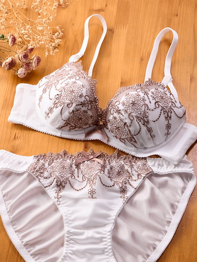 F65 ブラジャー＆ショーツ14着セット　チュチュアンナ Qoo10] チュチュアンナ タイニーチチェブラ&ショーツセット ブラ