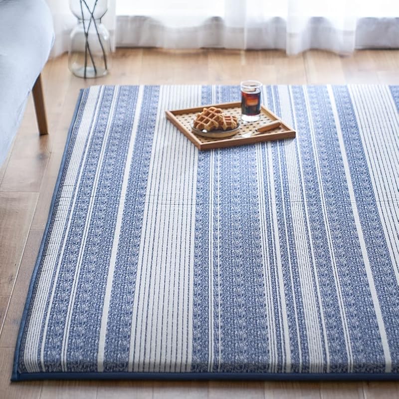 【即納】アイリスオーヤマ さらっと涼感を感じる梨地生地 185×240cm ネイビー 極上の座り心地 超極厚30mm 生活音を抑える遮音効果 安心して過ごせる滑り止め加工 ラグ マット カーペット 夏