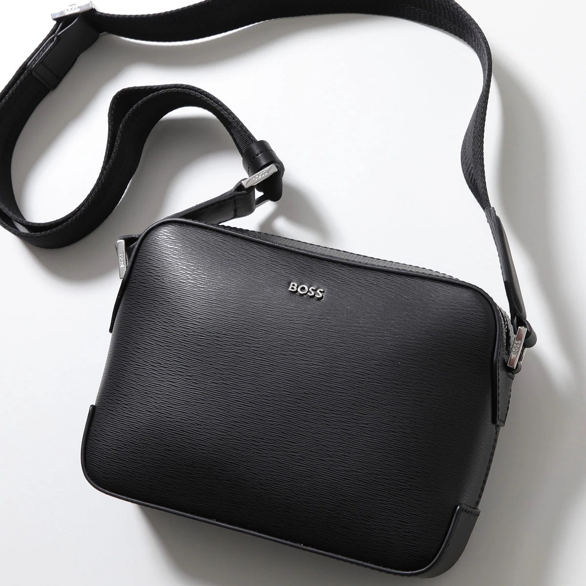 HUGO BOSS ヒューゴボス ショルダーバッグ Luminary_EW Crossb 50548274 メンズ レザー メッセンジャーバッグ クロスボディ ロゴ 鞄 001