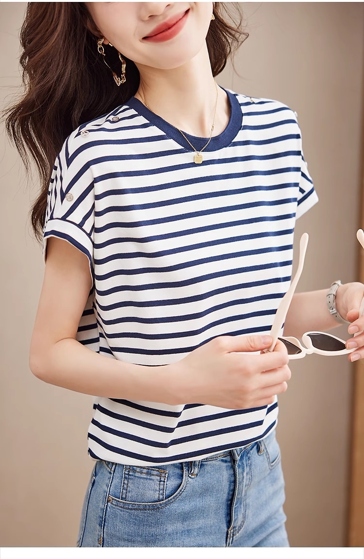 夏 ストライプ Tシャツ ファッション ラウンドネック シンプル カジュアル ルーズ オールマッチ 通勤 トップ ニッチ トップス Tシャツ 袖あり 半袖 ラウンドネック 襟なし かわいい