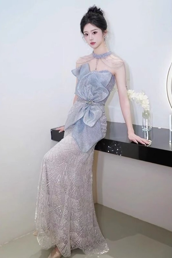 魚の尾のイブニングドレスのスカートの女性の高級感の婚約の軽い豪華な大衆法のウェディングドレスの乾杯のドレス 5,876円