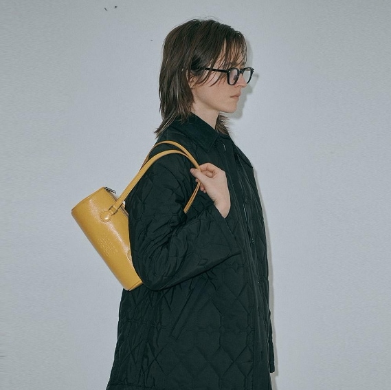 【MARGESHERWOOD】 LOG MEDIUM : YELLOW GLOSSY PLAIN