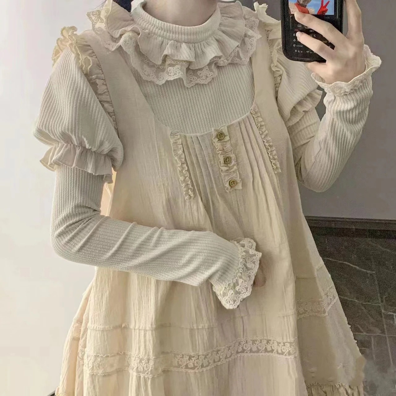 Lolita秋冬百合泡袖レース底にロリータ高弾があります