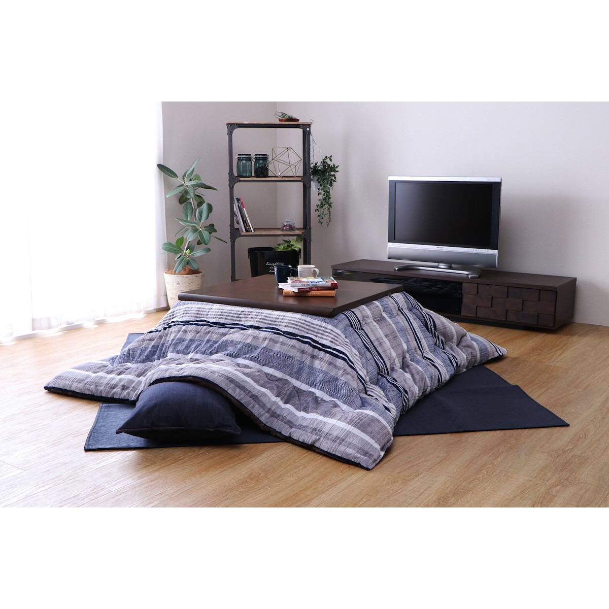 【I】【代引不可】こたつ掛布団 ニードル190×190cm ブルー 正方形【北海道・沖縄・離島不可】