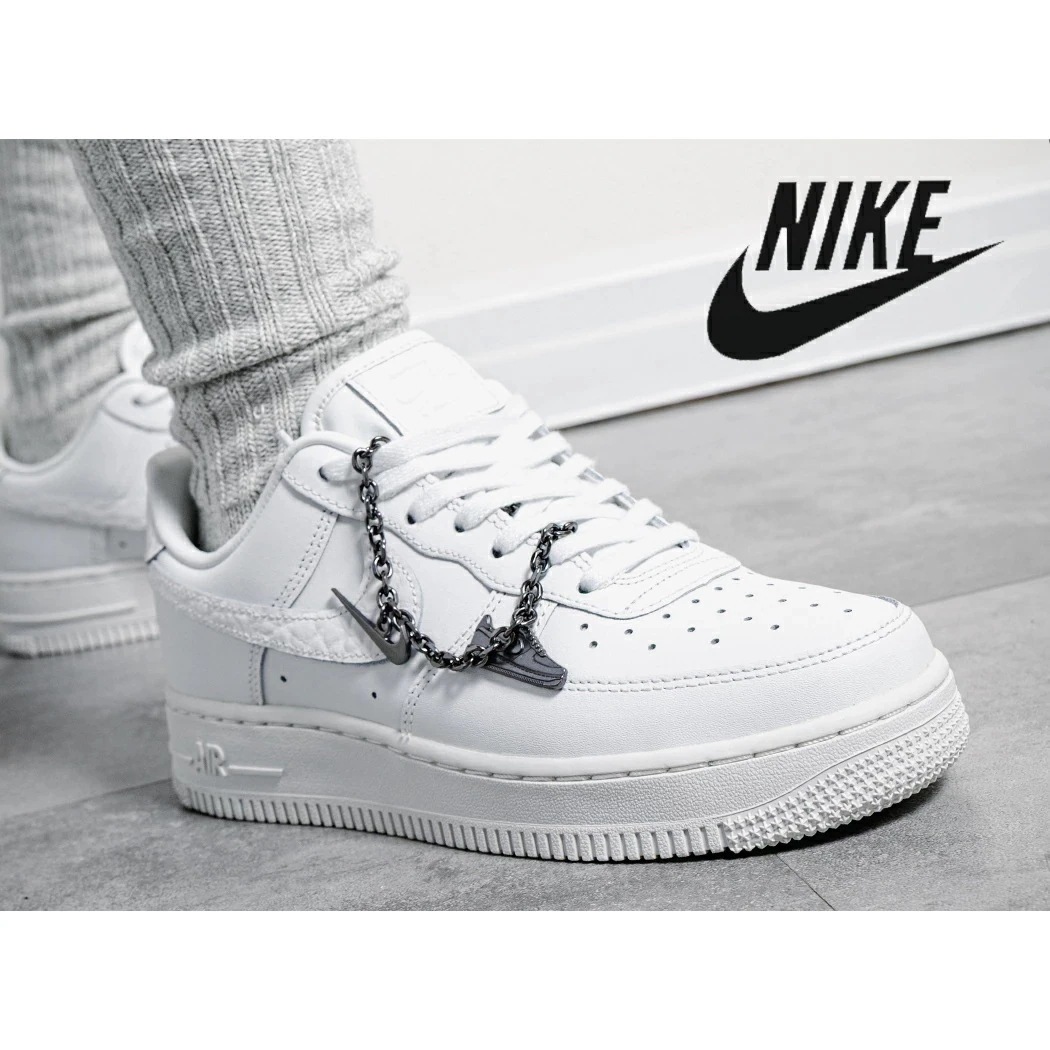 NIKE ナイキ AIR FORCE 1 エア フォース 1 07 WMNS ウィメンズ スニーカー LO SUMMIT WHITE ( AF1 ホワイト 白 レディース チェーン 装飾 チャーム