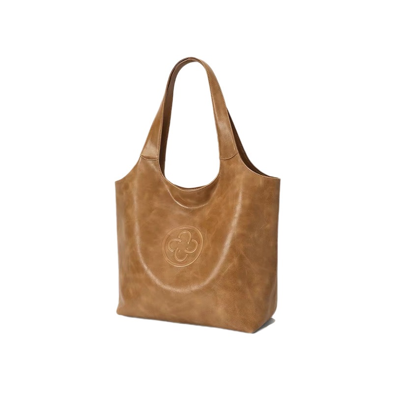 CASSILE新品 植鞣革トートバッグ レトロ大容量 女性用 万能コーデ対応 通勤用 ショルダー・バケットバッグ