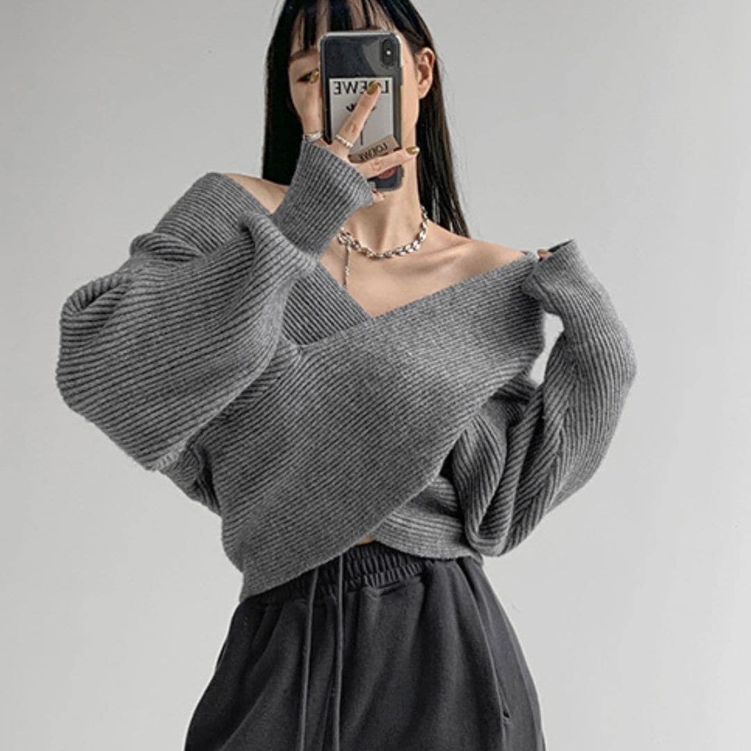 トップス カットソー ニットソー セーター 袖あり 長袖 ボリューム袖 萌袖 Vネック クロスデザイン リブ リブニット シンプル カジュアル 大人 おしゃれ お洒落 かっこいい 大人女子 こなれ感 4,844円