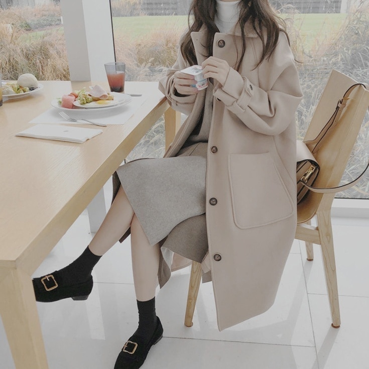 アウター コート ロングコート 襟付き 長袖 前開き ポケット ロング丈 かわいい 大人可愛い きれいめ シンプル 上品 おしゃれ かっこいい カジュアル レトロ ラフ ルーズ こなれ感 個性的