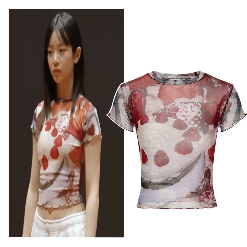 0 4ストロベリーメッシュトップ NewJeansハニ着用