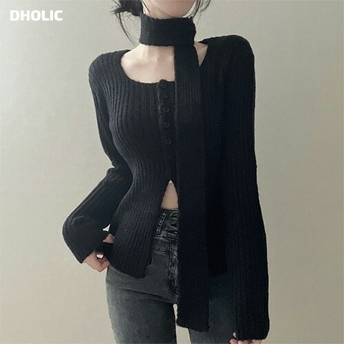 マフラー付スクエアネックスリットリブニット