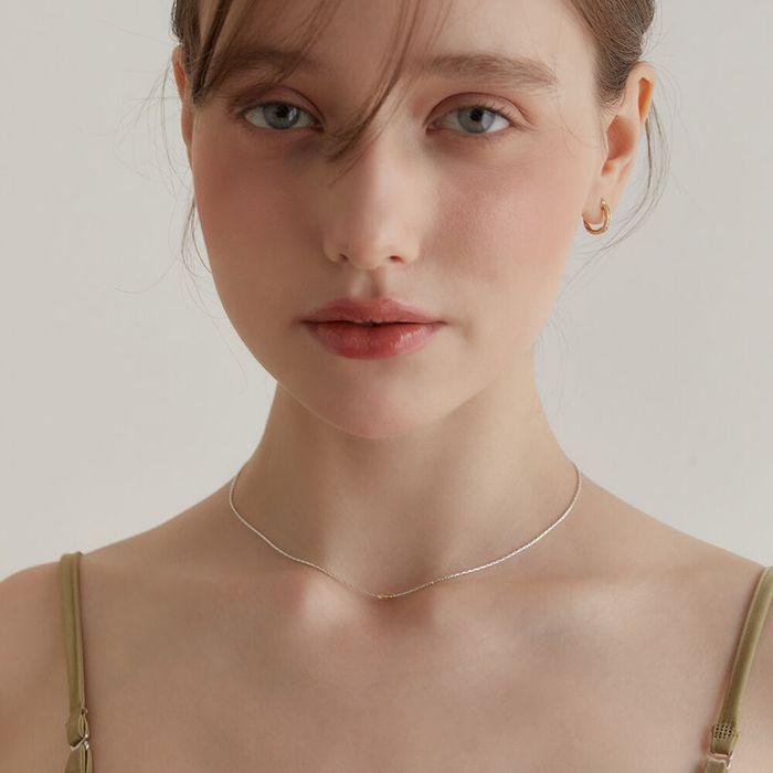 Gold Slit Ornament Necklace おしゃれ アイドル愛用ブランド 韓国人気 韓国ファッション