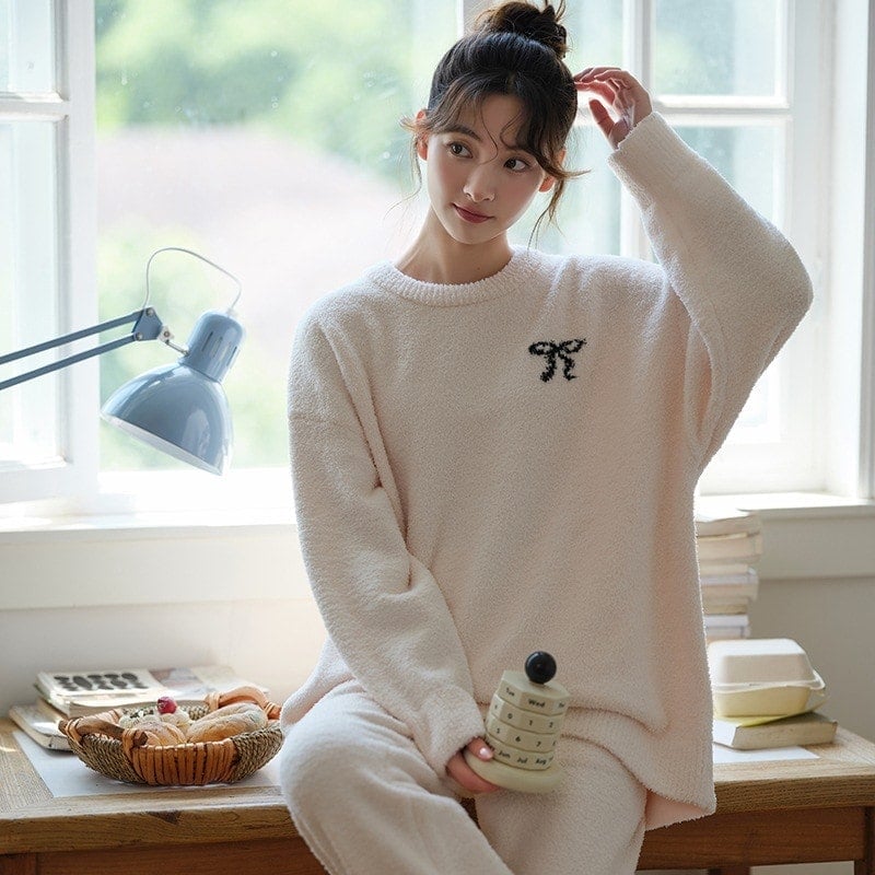 品質いいな リボンが付いた女性用の柔らかいハーフベルベットの厚みのあるパジャマとカジュアルスーツ快適でゆったりとした伸縮性のあるホームウェア