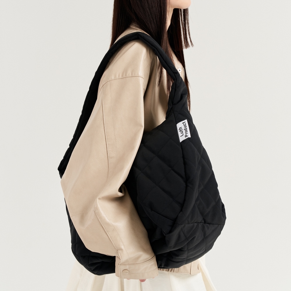 ルーズプロダクツ（3次入荷）メロンパンキルトバッグ（メロンブレッドバッグ）_ BLACK