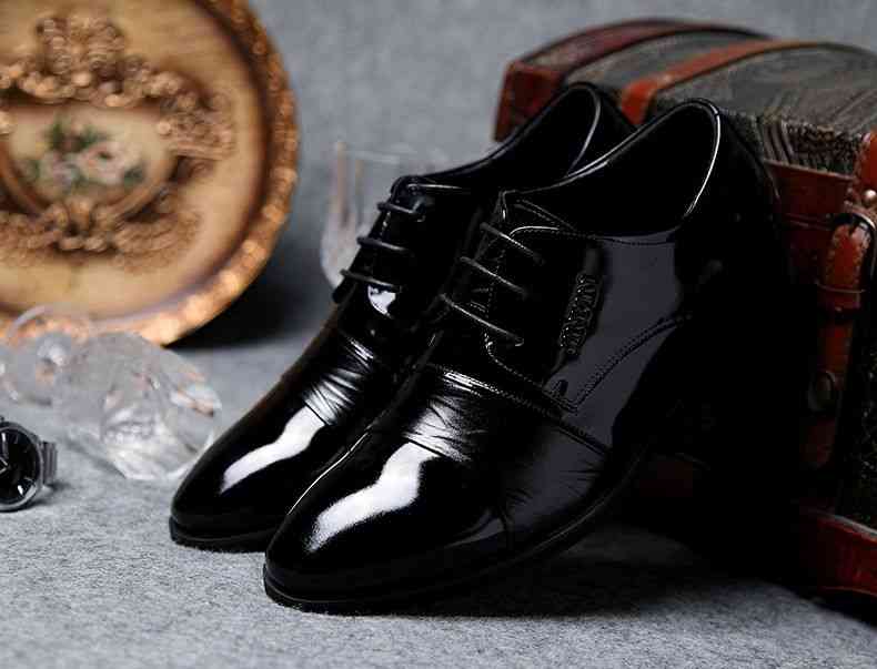 ビジネスシューズ メンズ 冬 歩きやすい ショートブーツ カジュアル 革 春 軽量 おしゃれ ウォーキング 走れる 秋 ストレートチップ 夏 厚底 靴 防水 人気 革靴 滑らない レザー 本革 おすす