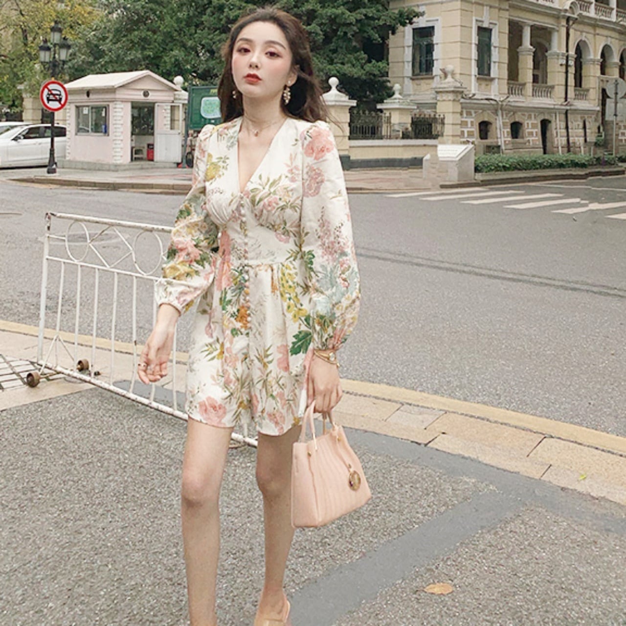 ワンピース レディース チュニック ショート丈 膝上 長袖 パフスリーブ Vネック ウエスト切替