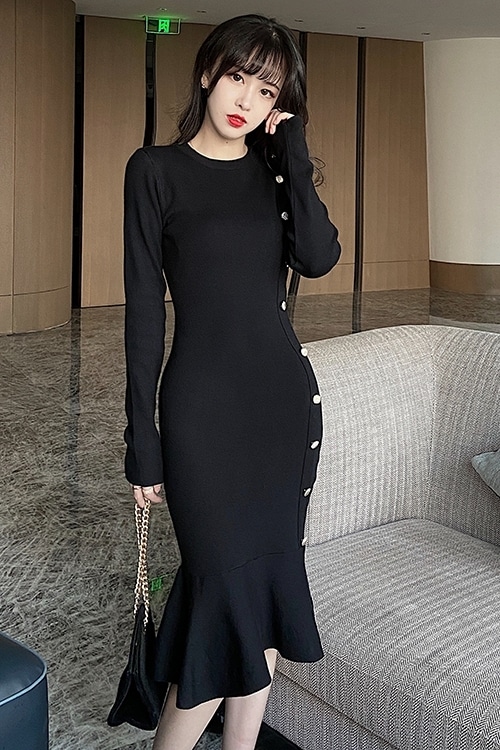 ワンピース 膝丈 ひざ丈 袖あり 長袖 Uネック Aライン フリル かわいい 大人可愛い きれいめ