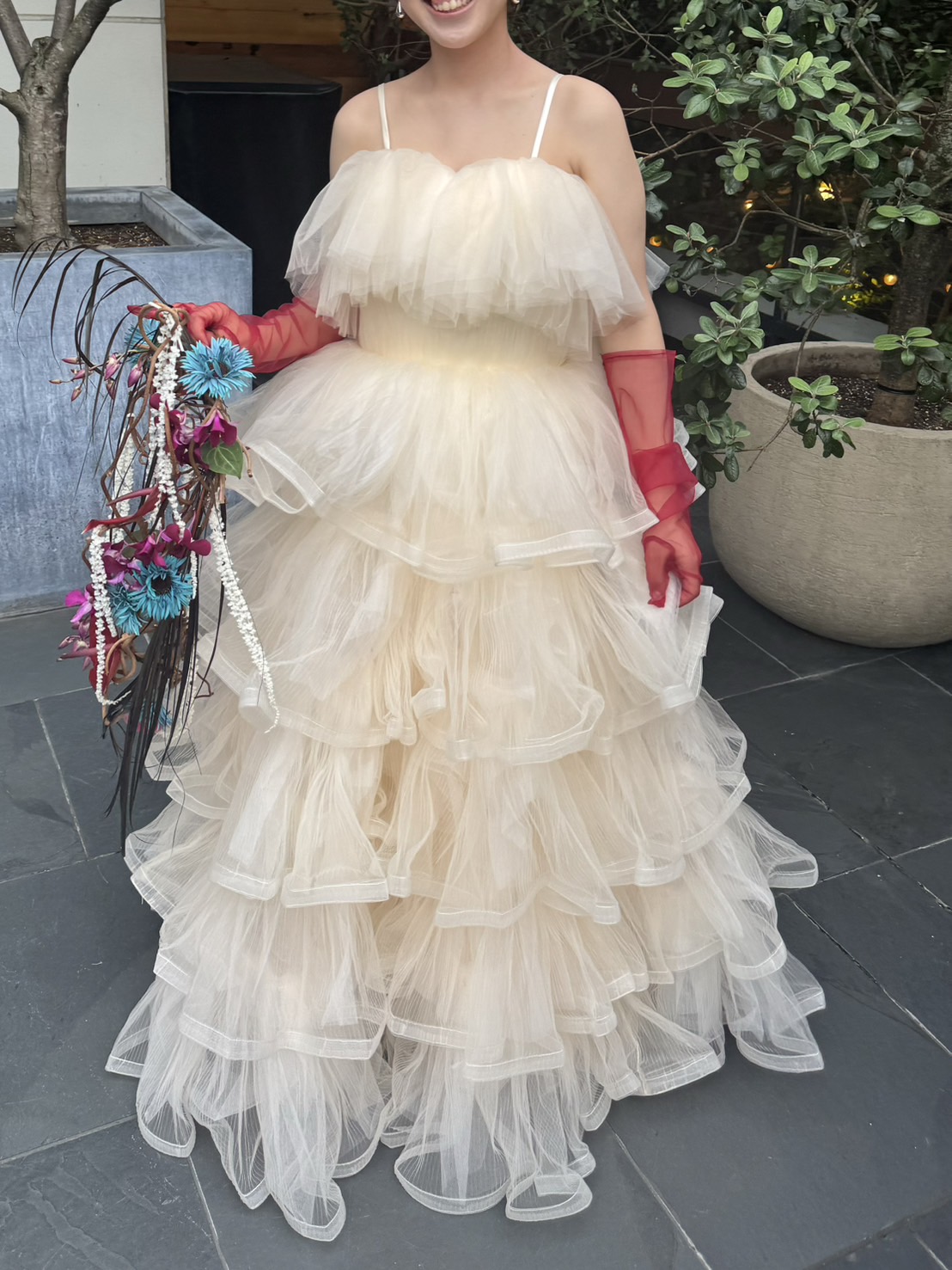 実例写真！キャミソール シャンパン色 カラードレス ラッフルフリル 可愛い ロング 編み上げ 前撮り 47,340円