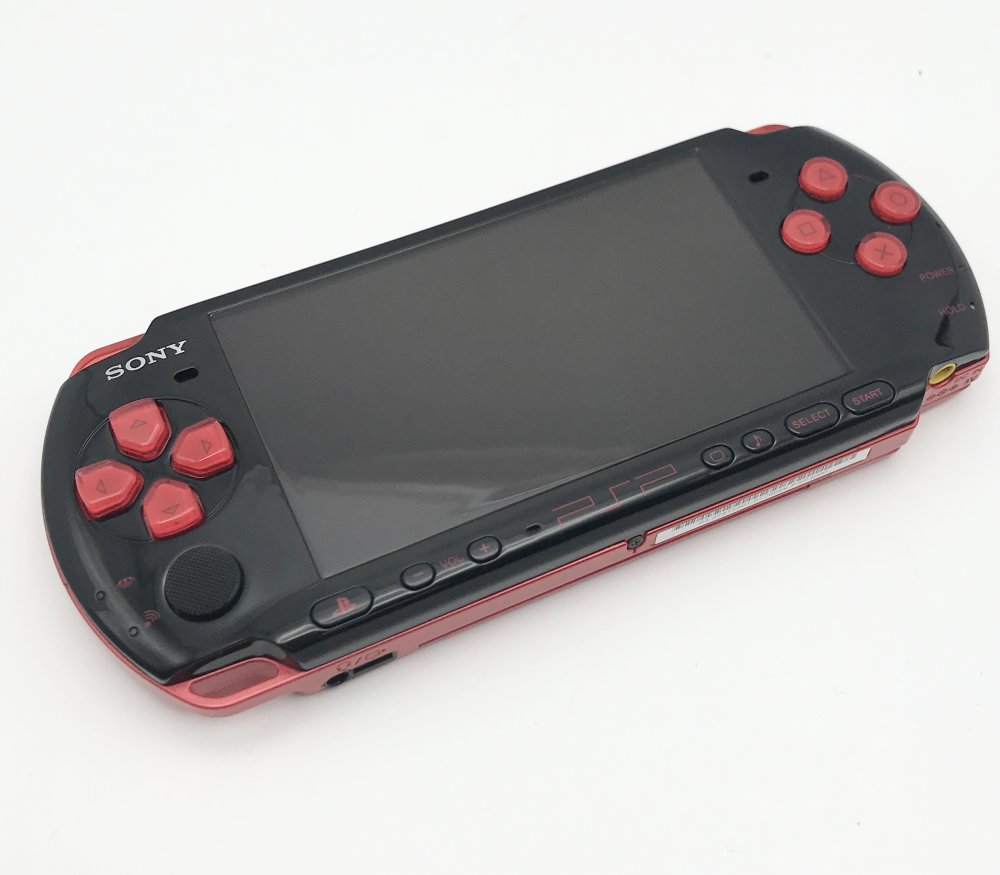 中古 PSP「プレイステーション・ポータブル」バリューパック ブラック/レッド(PSPJ-30017)