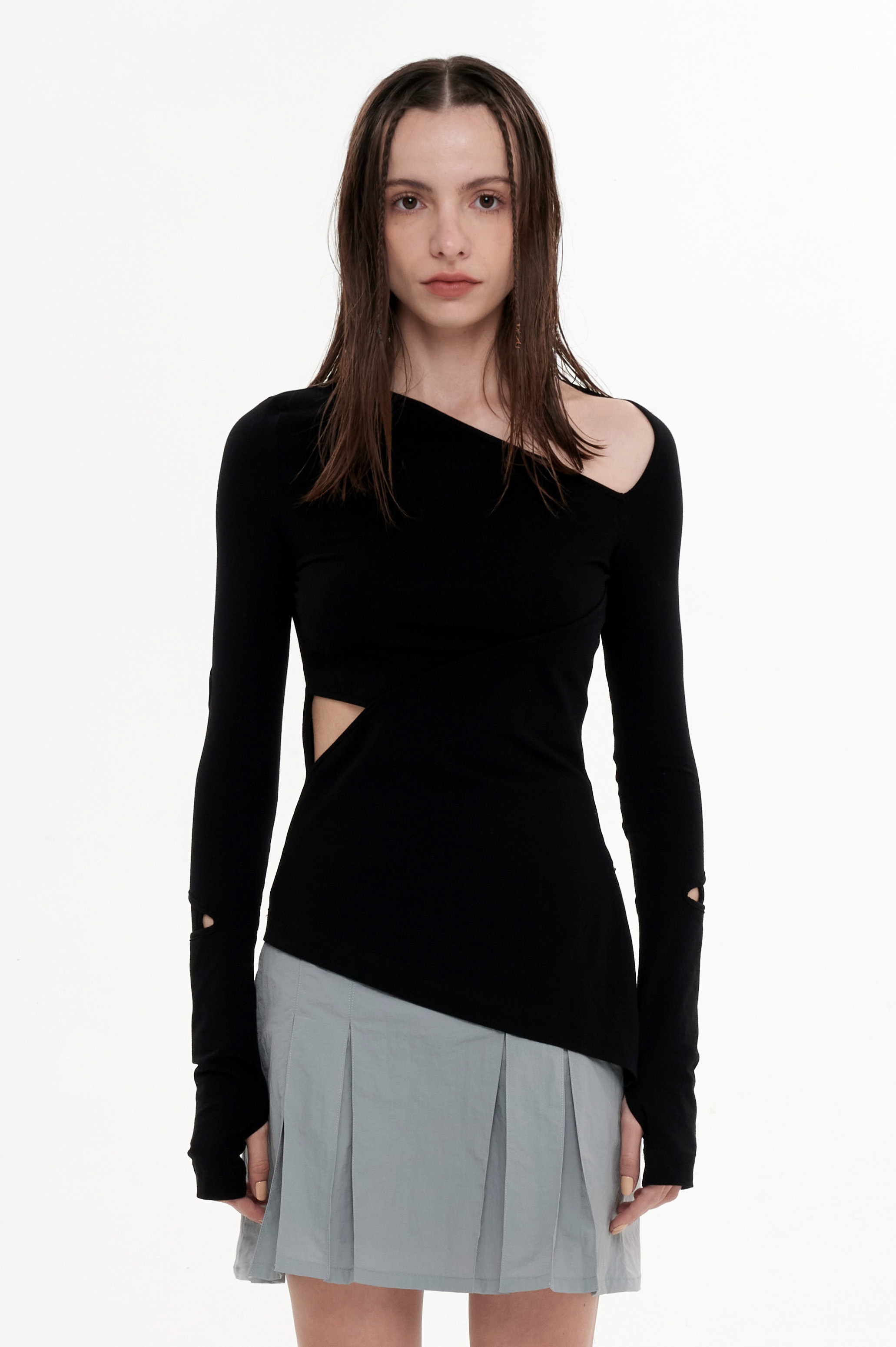 CUTOUT ZIPPER TOP(BLACK)