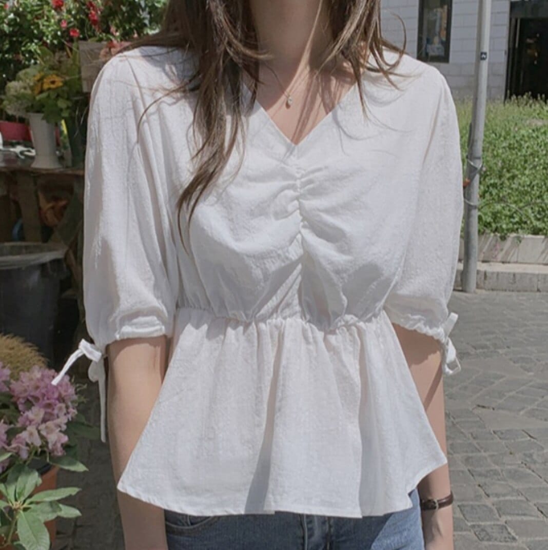 トップス デート かわいい 大人可愛い きれいめ シンプル カジュアル 大人 上品 おしゃれ お洒落 Vネック 半袖 ギャザー 無地 通勤 通学 レイヤード 着回し 旅行 オフィス　夏 春 韓国ピンク