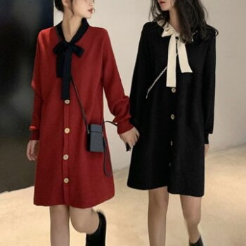 2色 レトロ風 ワンピース 長袖 春 秋 かわいい aライン Aライン 膝上 Vネック ストレート Iライン リボン ボタン 黒 ブラック レッド ワインレッド S M L XL かわいい 大人可