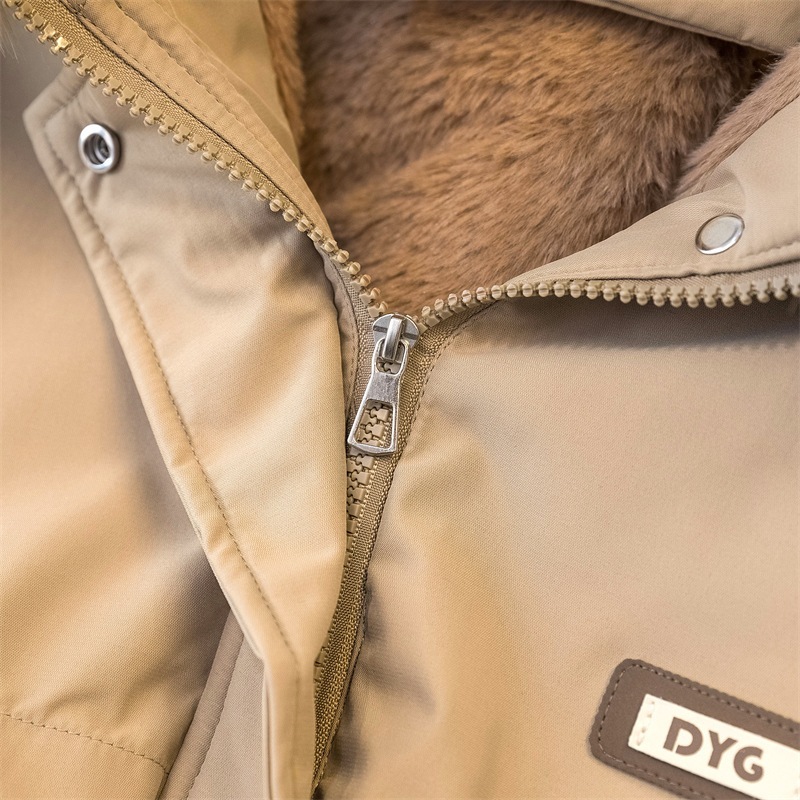 4色人気2025秋冬 新作 大きいサイズ 軽量 暖かい 着痩せ 防寒 ゆったり レディース 秋冬 軽量ダウン混綿ジャケット 福袋 ダウンジャケット